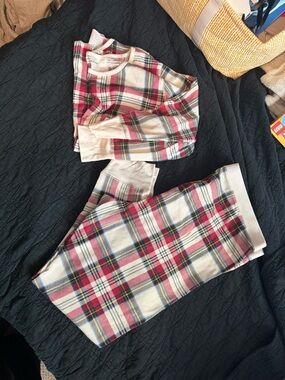 Plaid Two-Piece Lounge Set in Cream & Red